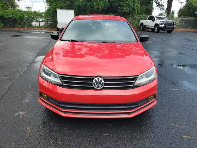 Used 2016 Volkswagen Jetta Sport FWD image 2