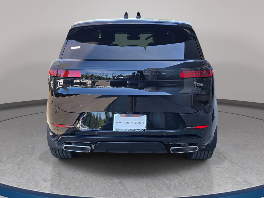 New 2026 Land Rover Range Rover Sport Dynamic SE AWD/4WD image 6