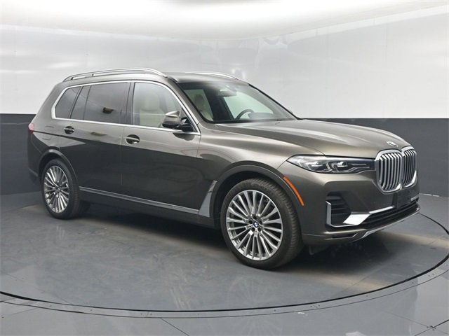 Used 2021 BMW X7 xDrive40i w/ Premium Package video 1