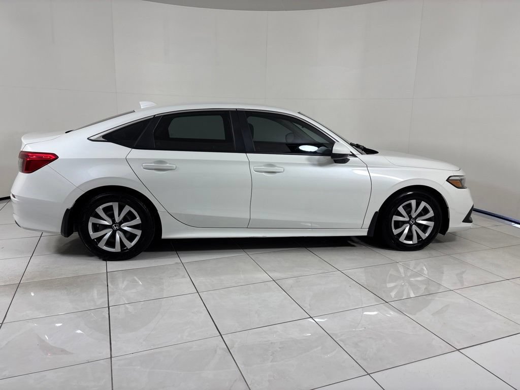 Used 2023 Honda Civic LX image 6