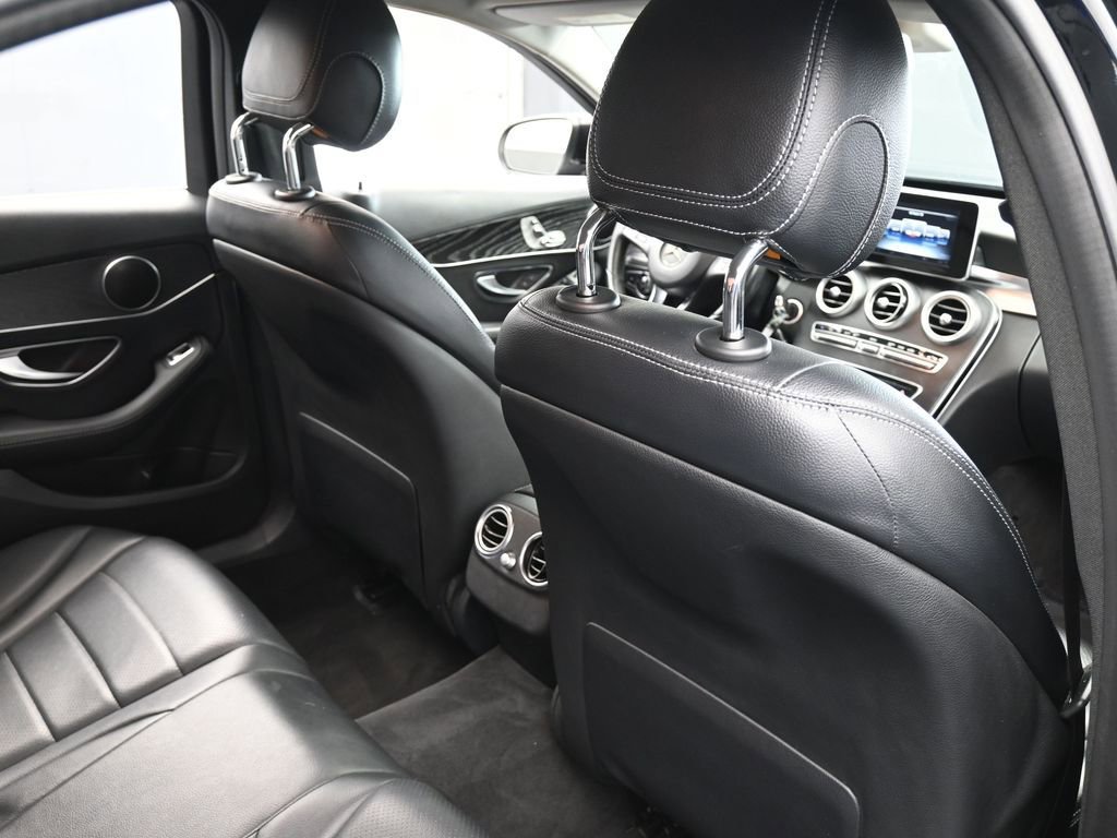 Used 2016 Mercedes-Benz C 300 Sedan image 37