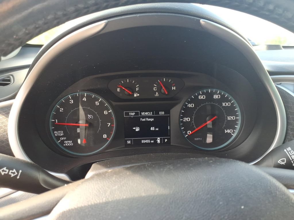 Used 2021 Chevrolet Malibu RS FWD image 14
