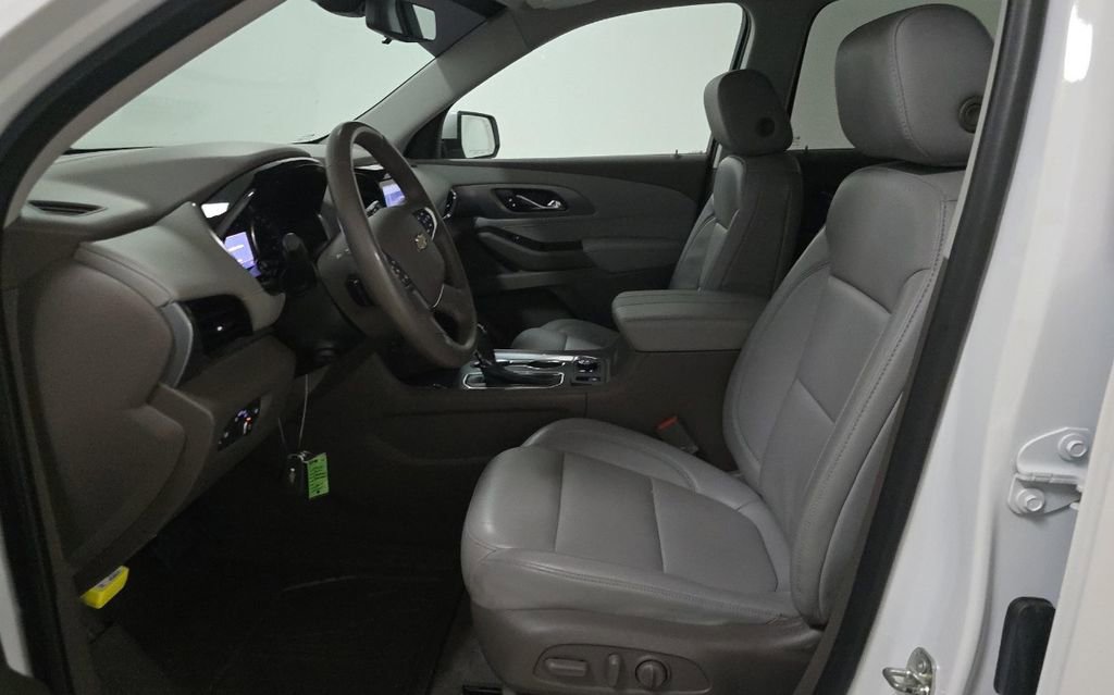 Used 2020 Chevrolet Traverse Premier w/ LPO, Floor Liner Package FWD image 8
