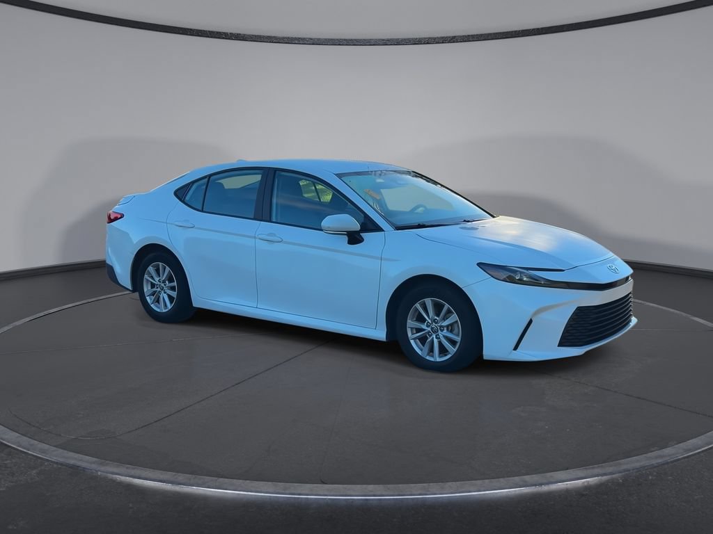 Used 2025 Toyota Camry LE w/ Convenience Package FWD image 2