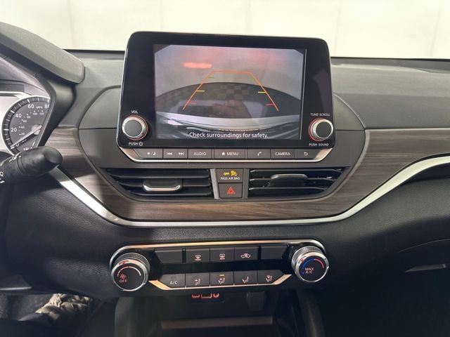 Used 2024 Nissan Altima 2.5 SV image 22