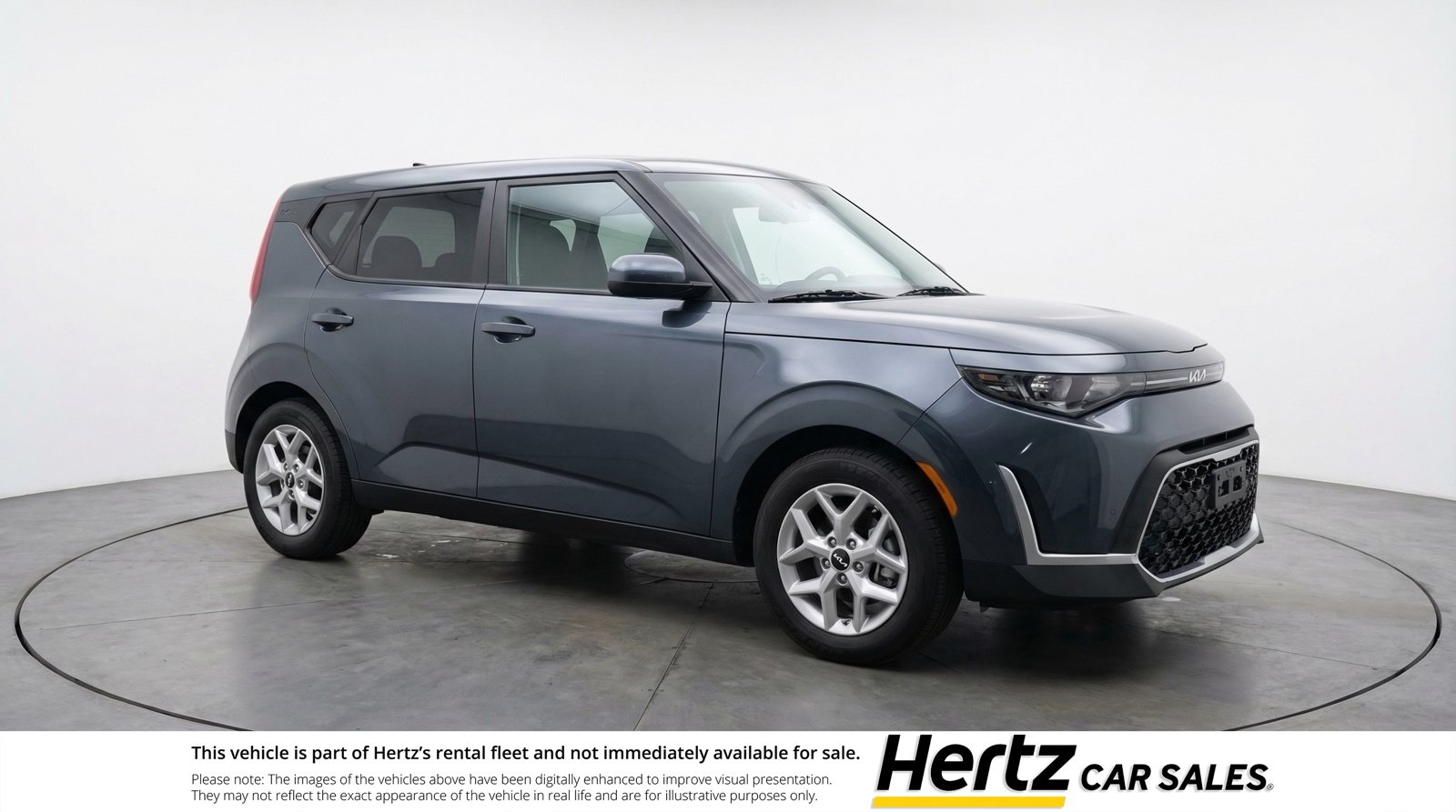 Used 2025 Kia Soul LX w/ LX Technology Package FWD image 1