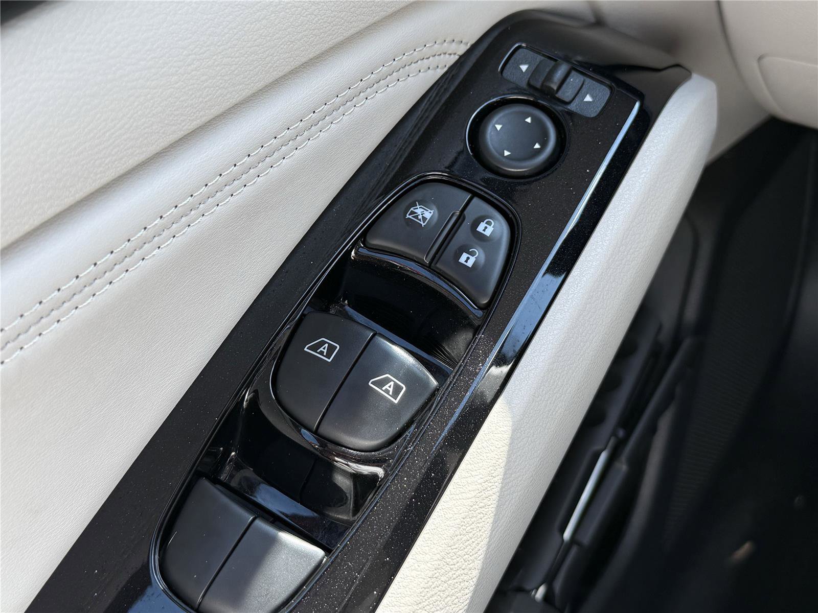 Used 2020 Nissan Altima 2.0 Platinum image 28