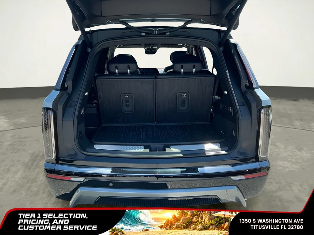 Used 2026 Cadillac Vistiq Sport w/ LPO, Floor Liner Package AWD/4WD image 23