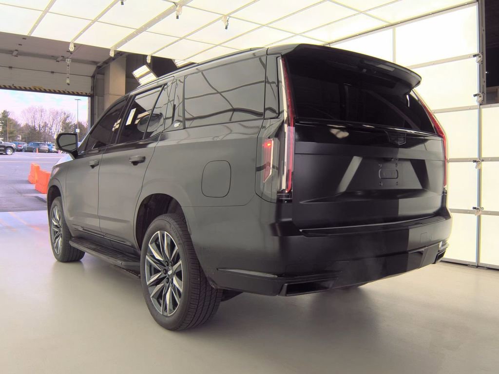 Used 2024 Cadillac Escalade Sport Platinum image 5