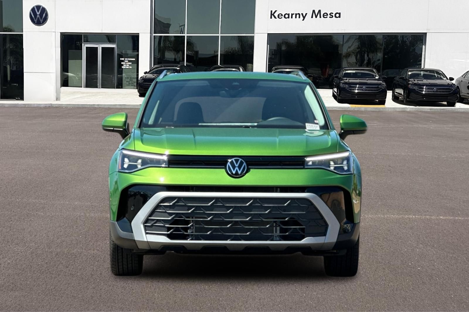 New 2026 Volkswagen Taos SE FWD image 9