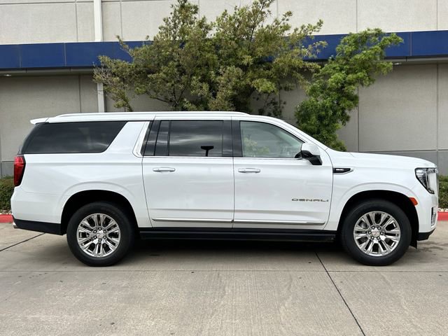 Used 2021 GMC Yukon XL Denali image 3