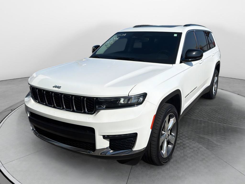 Used 2022 Jeep Grand Cherokee L Limited AWD/4WD image 1