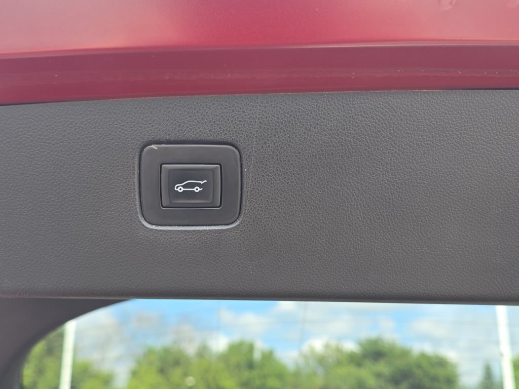 Used 2024 Buick Envista Sport Touring w/ Convenience I Package FWD image 14