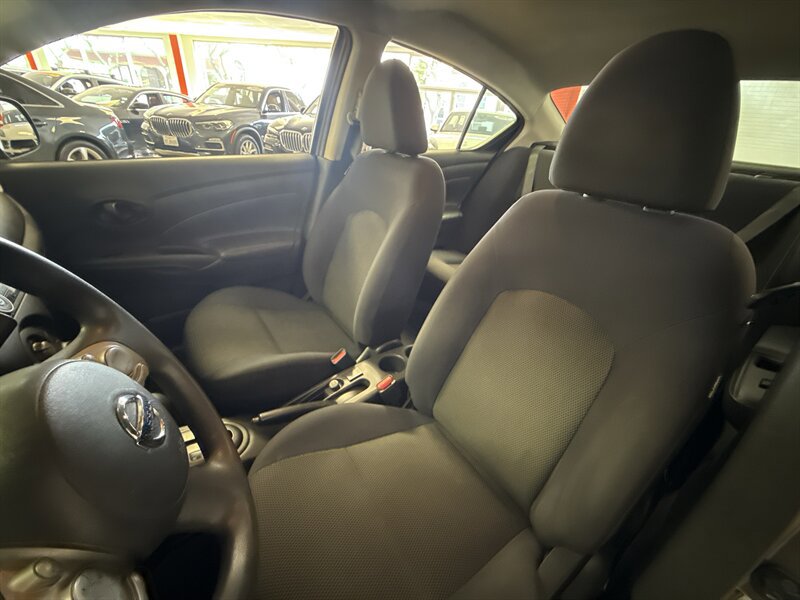Used 2012 Nissan Versa SV w/ Convenience Pkg FWD image 13