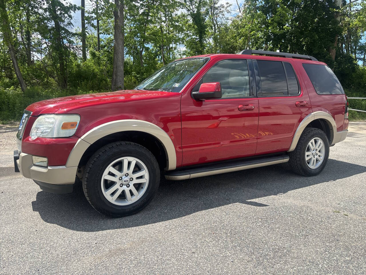 Used 2009 Ford Explorer Eddie Bauer AWD/4WD image 3
