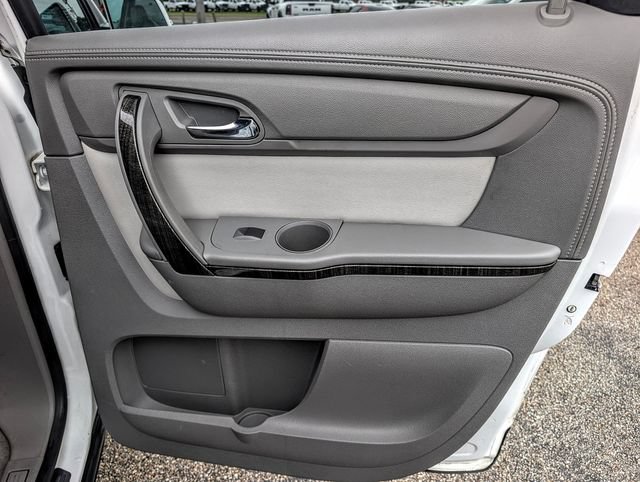 Used 2016 GMC Acadia SLT FWD image 13