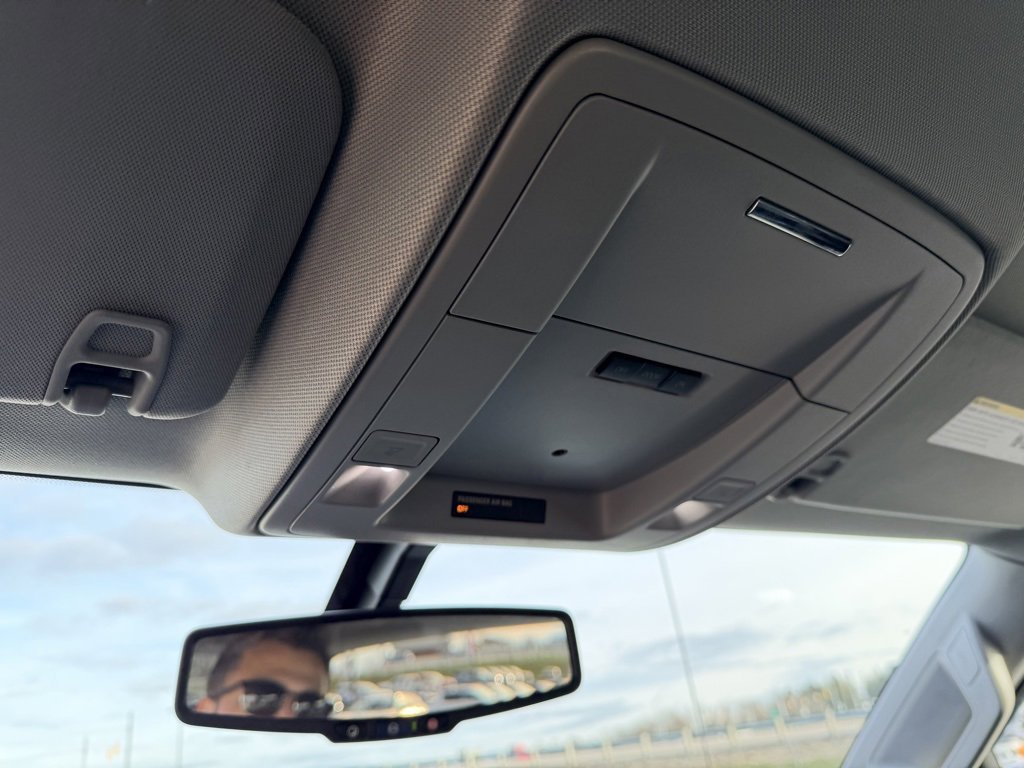 Used 2018 Chevrolet Silverado 1500 LT w/ All Star Edition image 28