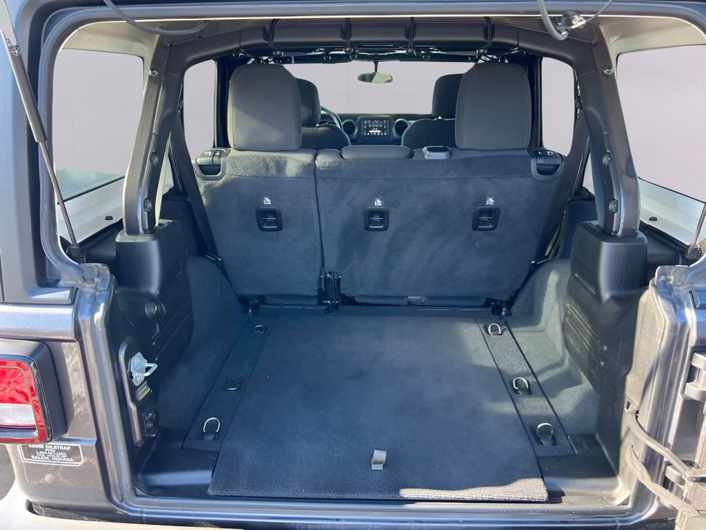 Used 2020 Jeep Wrangler Unlimited Willys image 17