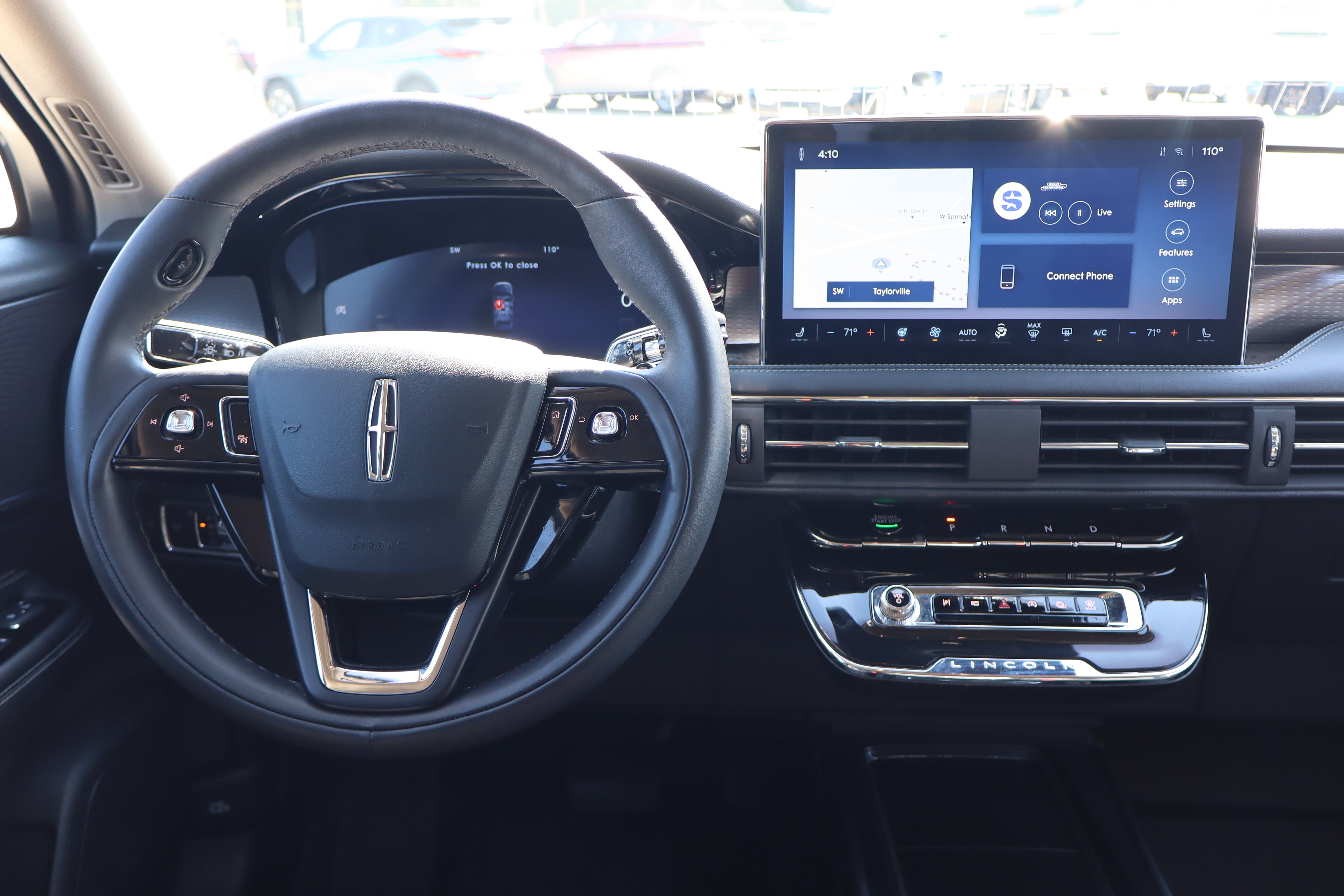 Used 2025 Lincoln Corsair Reserve AWD/4WD image 13