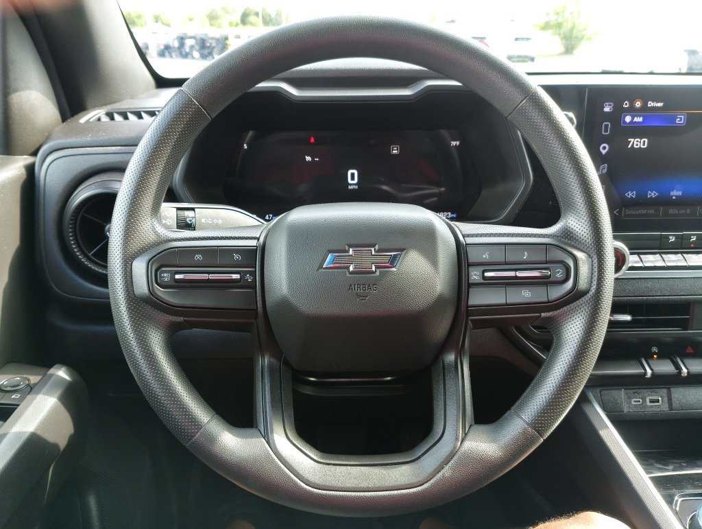 Used 2025 Chevrolet Colorado Trail Boss AWD/4WD image 6