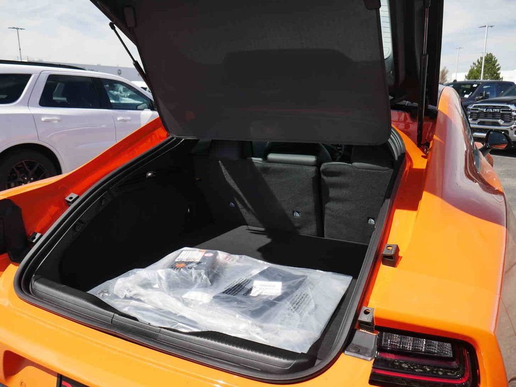 New 2026 Dodge Charger Scat Pack w/ Blacktop Package AWD/4WD image 10