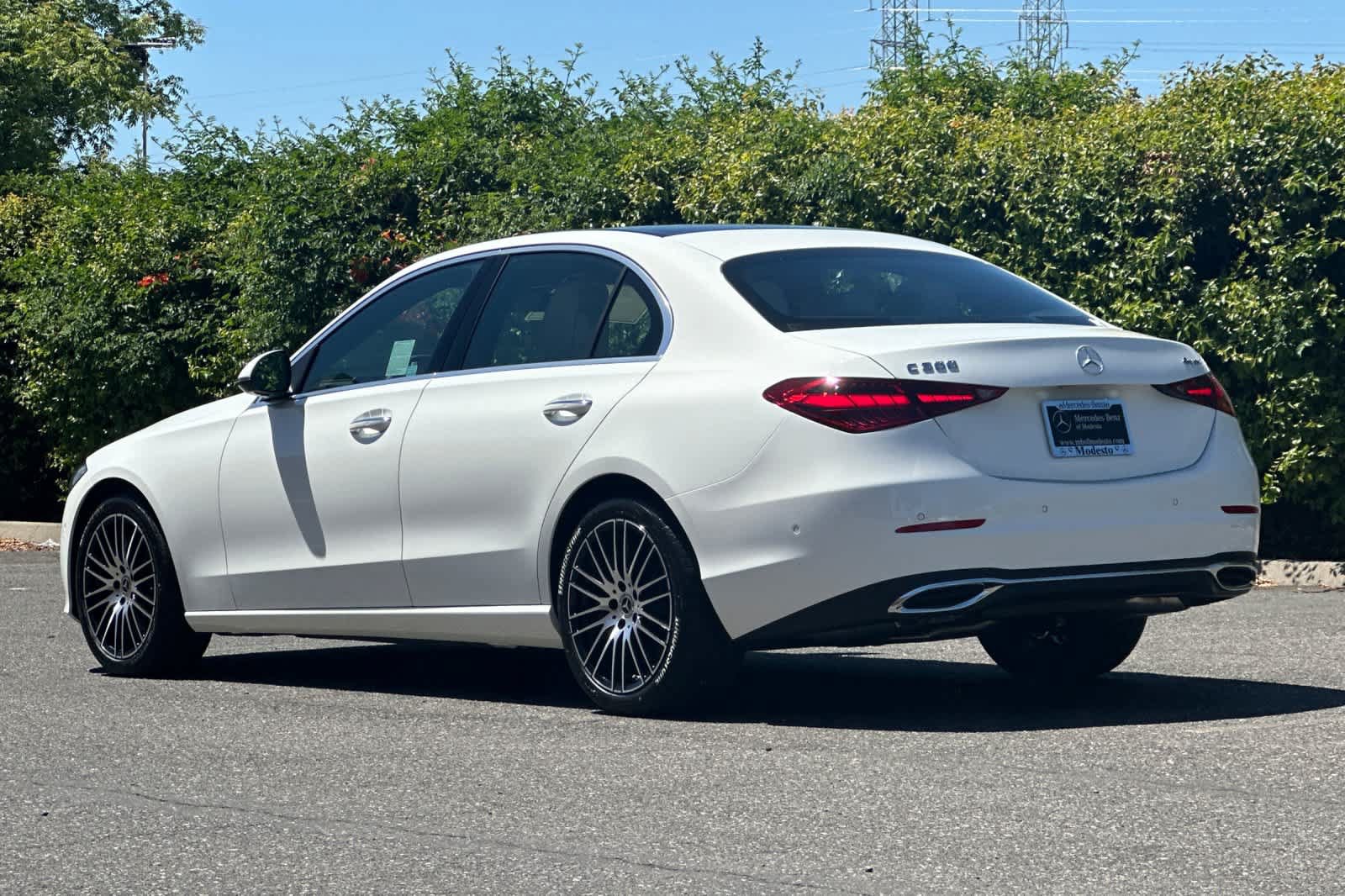 Used 2026 Mercedes-Benz C 300 4MATIC Sedan image 5