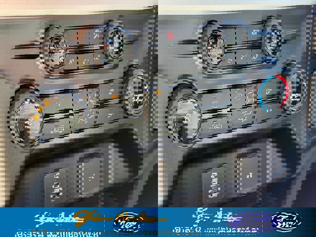 New 2026 Ford F250 XLT w/ FX4 Off-Road Package image 30