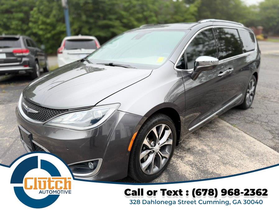 Used 2017 Chrysler Pacifica Limited FWD image 1