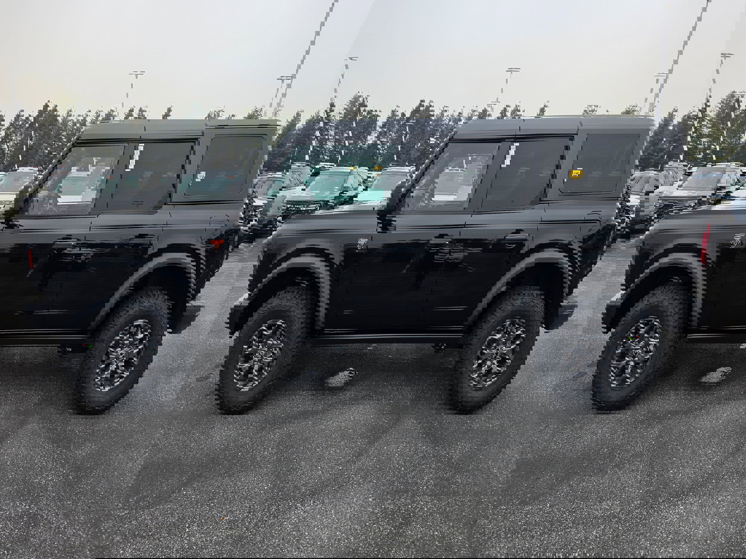 New 2025 Ford Bronco Badlands video 2