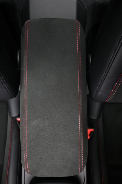 Certified 2025 Porsche 911 Carrera 4 GTS AWD/4WD image 20