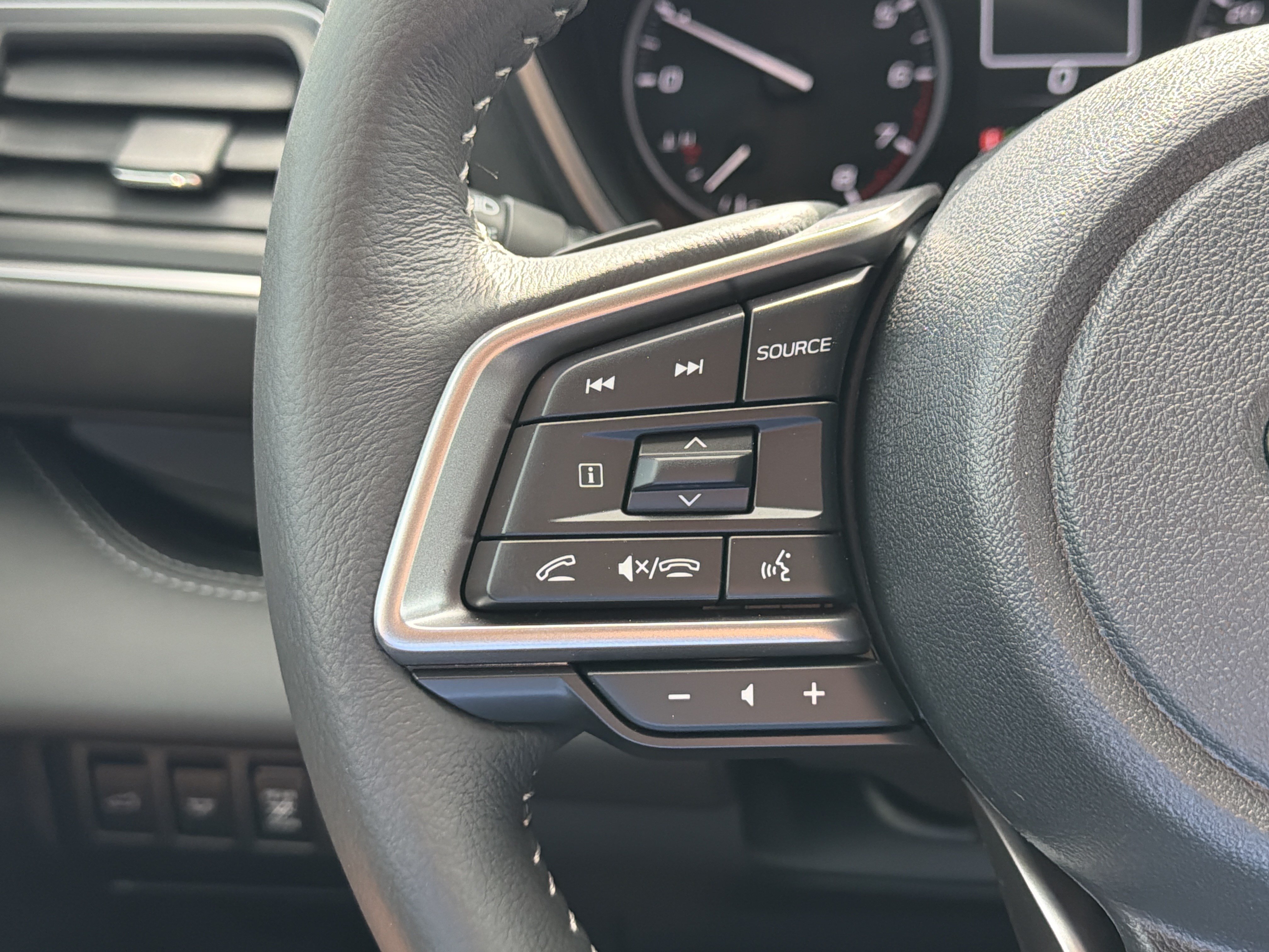New 2027 Subaru Ascent Limited AWD/4WD image 14