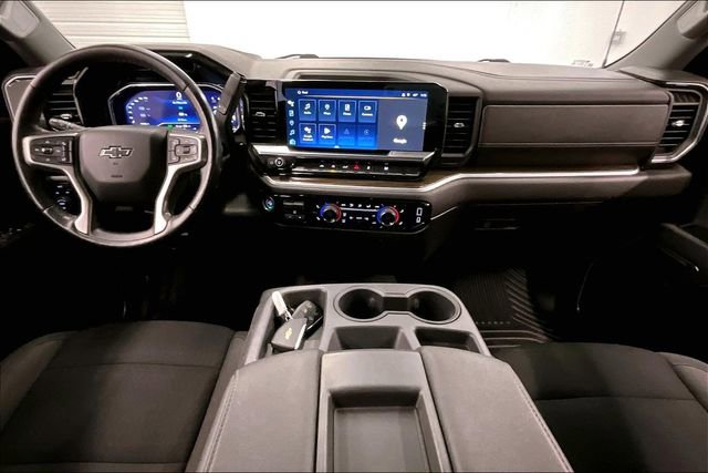 Used 2022 Chevrolet Silverado 1500 RST image 16