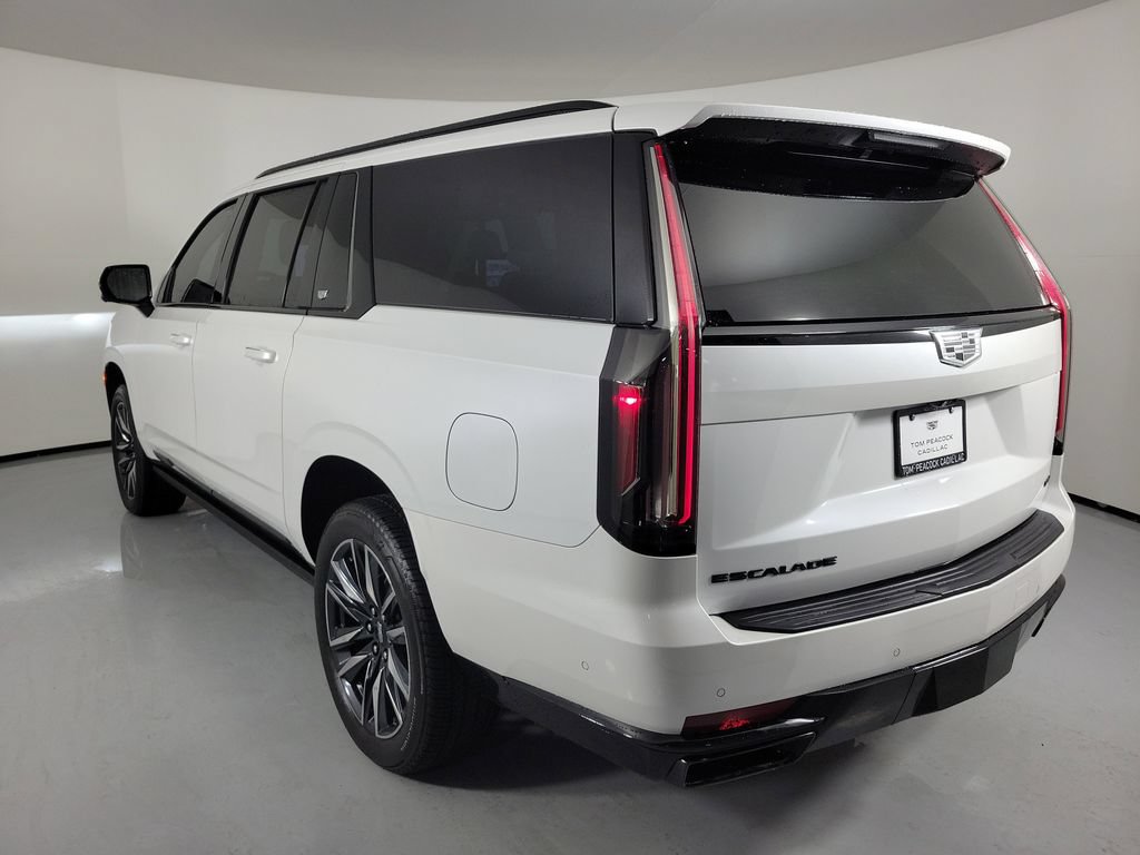 Used 2024 Cadillac Escalade ESV Sport Platinum w/ LPO, Floor Liner Package AWD/4WD image 3