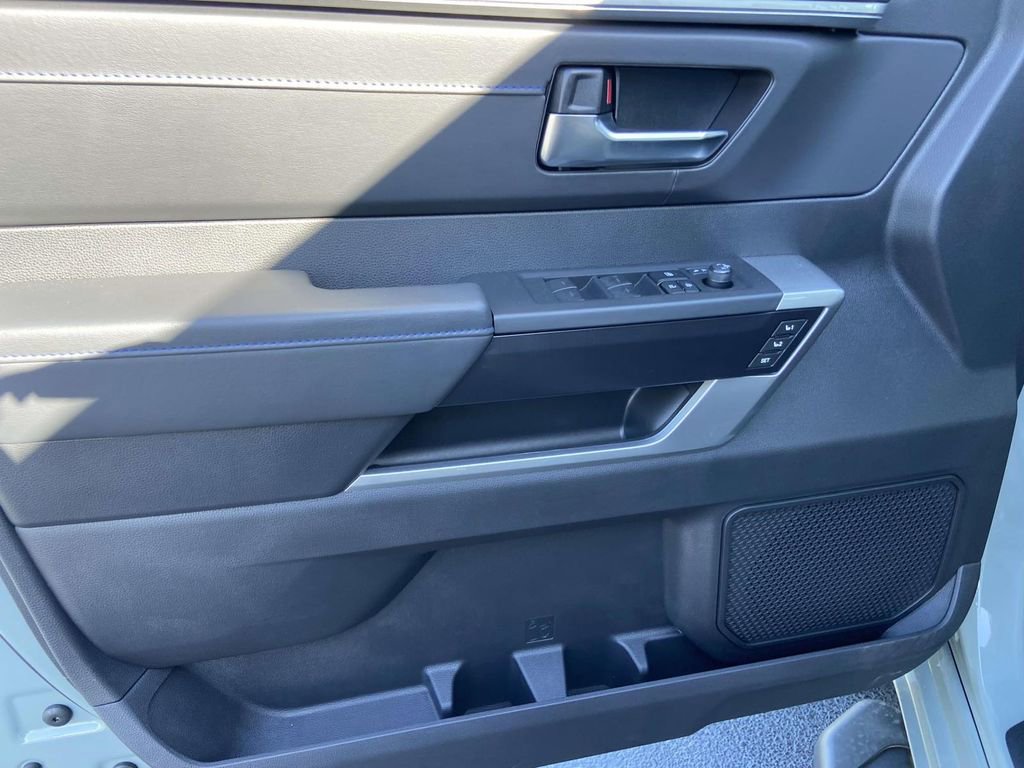 New 2025 Toyota Tundra Platinum AWD/4WD image 19