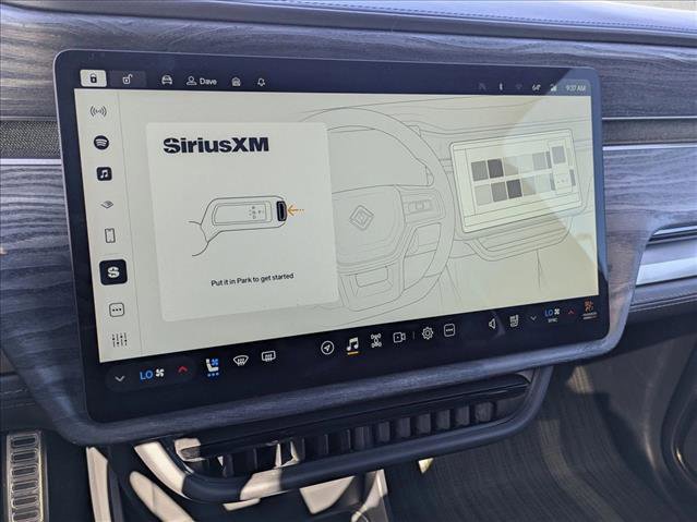 Used 2022 Rivian R1S Launch Edition image 11