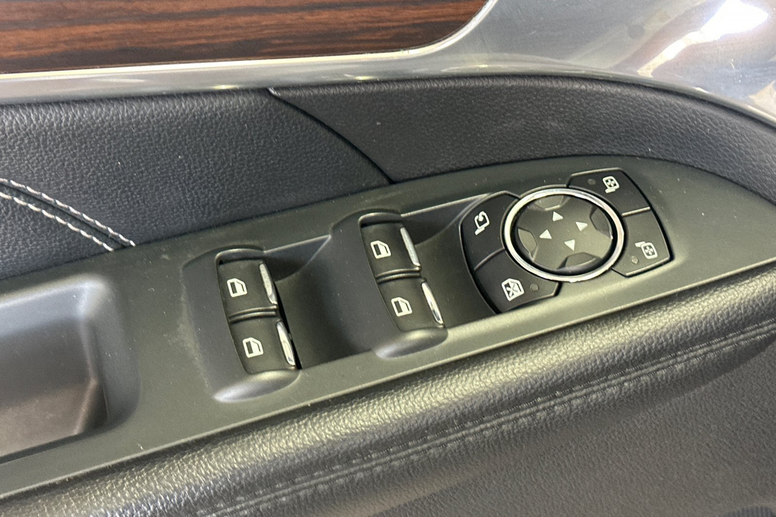 Used 2016 Ford Explorer Limited AWD/4WD image 14