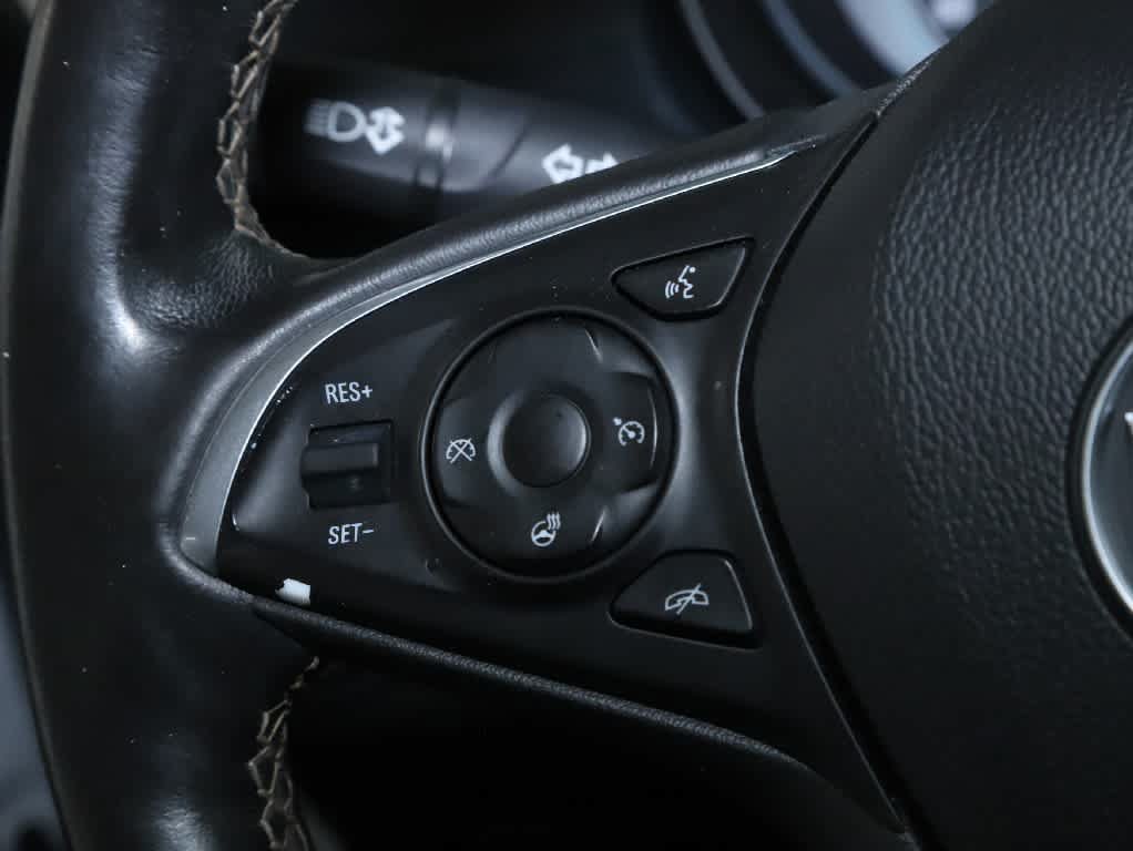 Used 2017 Buick Envision Essence AWD/4WD image 24