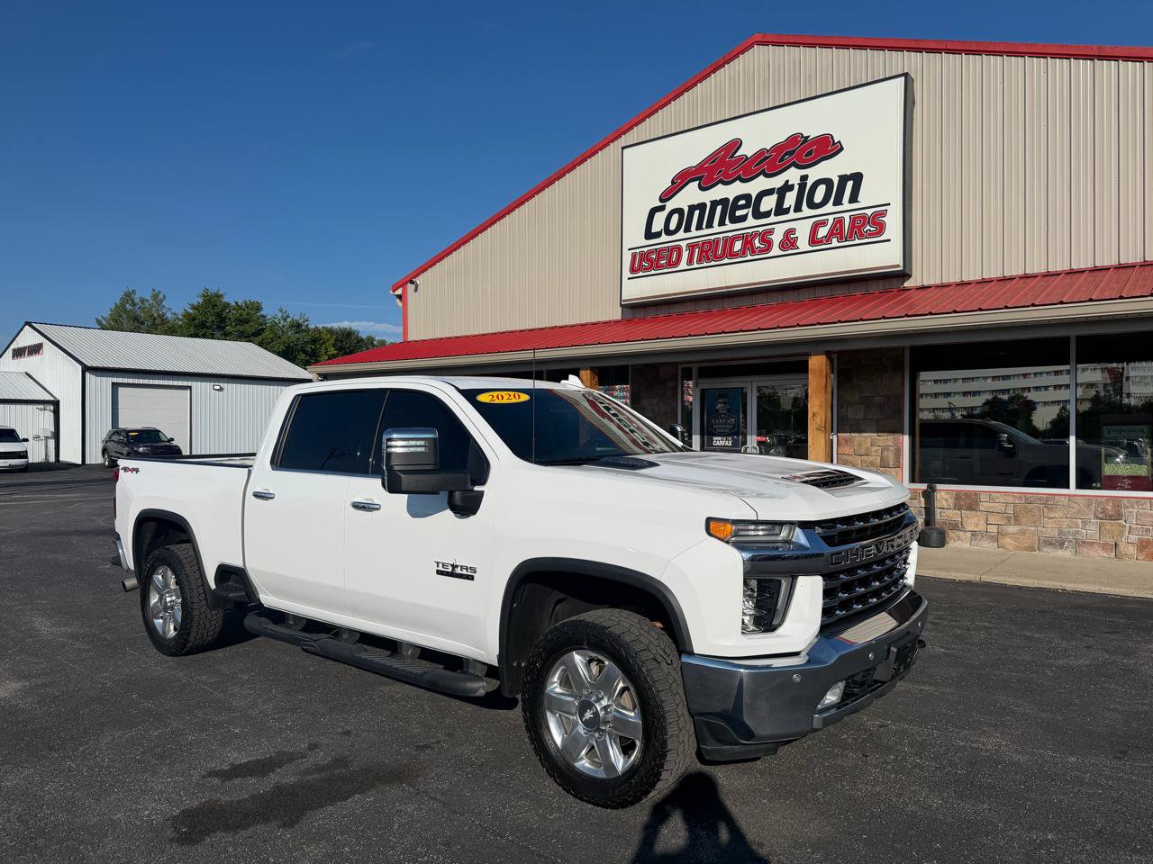 Used 2020 Chevrolet Silverado 2500 LTZ w/ LTZ Texas Edition AWD/4WD image 2
