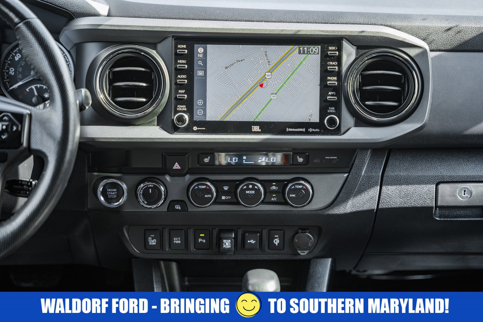 Used 2021 Toyota Tacoma TRD Off-Road w/ TRD Premium Off Road Package image 23