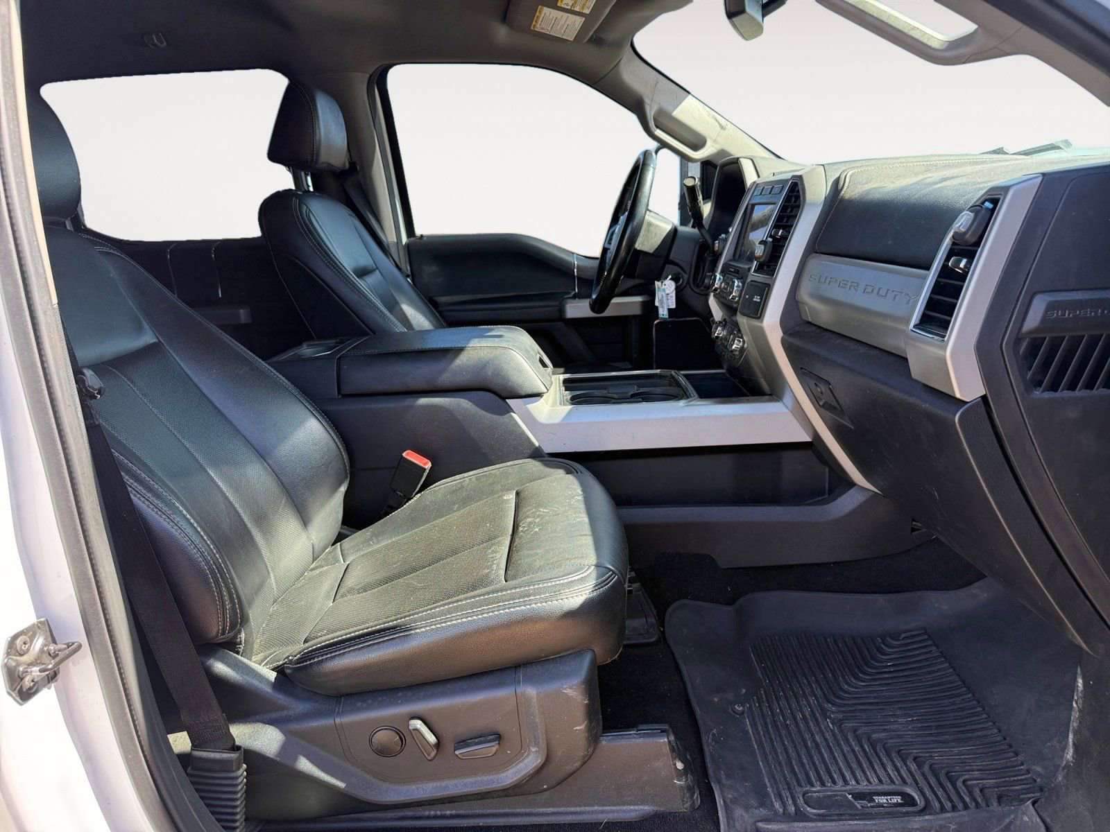 Used 2021 Ford F250 Lariat w/ Chrome Package image 15