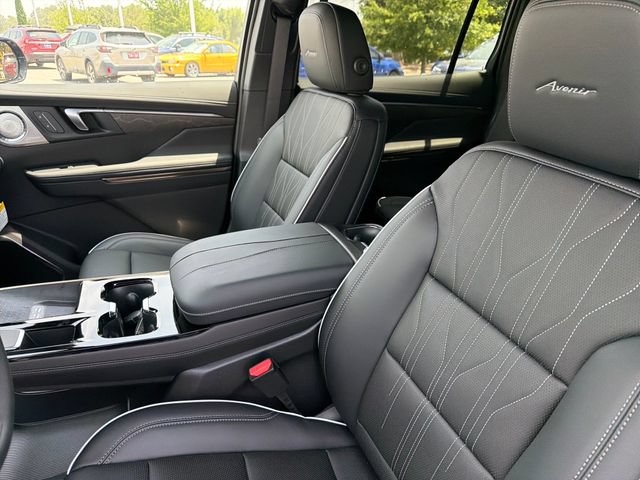 New 2026 Buick Enclave Avenir w/ Super Cruise Package AWD/4WD image 17