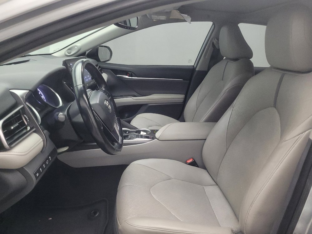 Used 2021 Toyota Camry XLE w/ Navigation Upgrade Package FWD image 17
