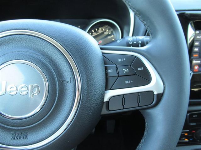 Used 2021 Jeep Compass Latitude FWD image 23