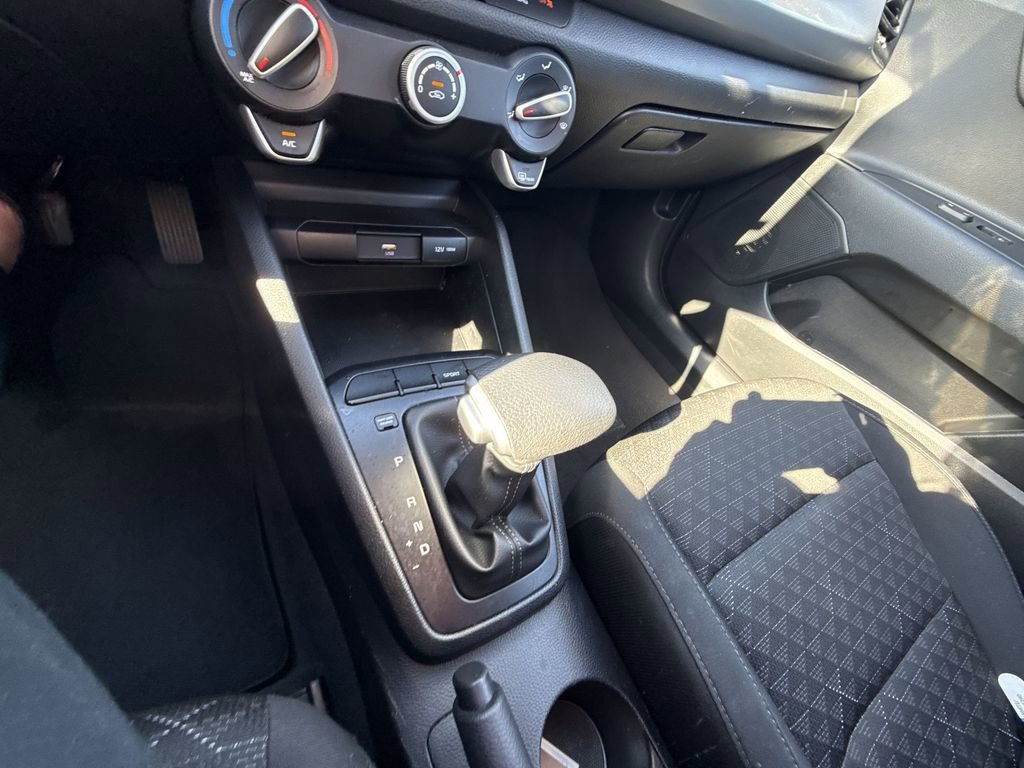 Used 2023 Kia Rio S FWD image 22