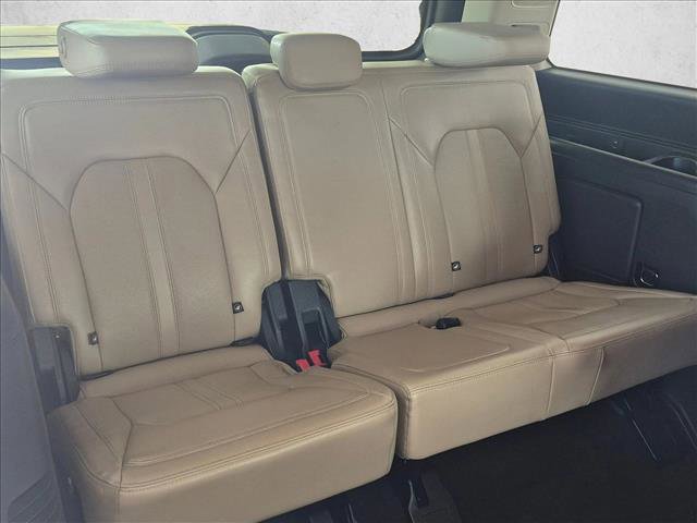 Used 2023 Ford Expedition Limited image 20