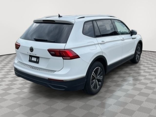 Used 2024 Volkswagen Tiguan Wolfsburg Edition FWD image 5
