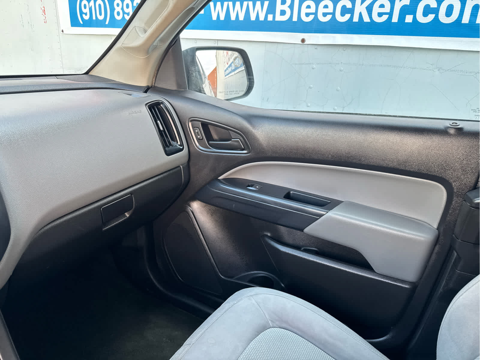 Used 2017 Chevrolet Colorado W/T w/ WT Convenience Package RWD image 29