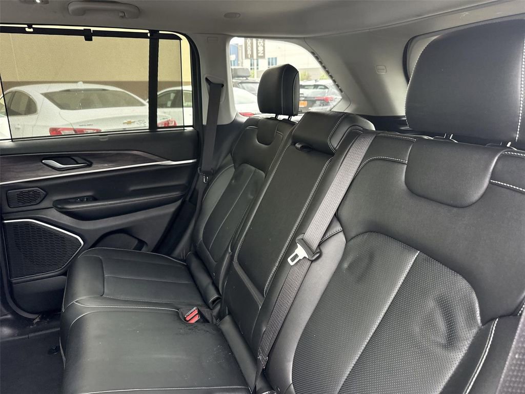 Used 2022 Jeep Grand Cherokee Limited 4xe w/ Luxury Tech Group II image 24