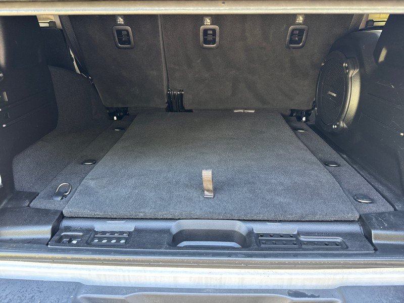 Used 2019 Jeep Wrangler Unlimited Sahara AWD/4WD image 33