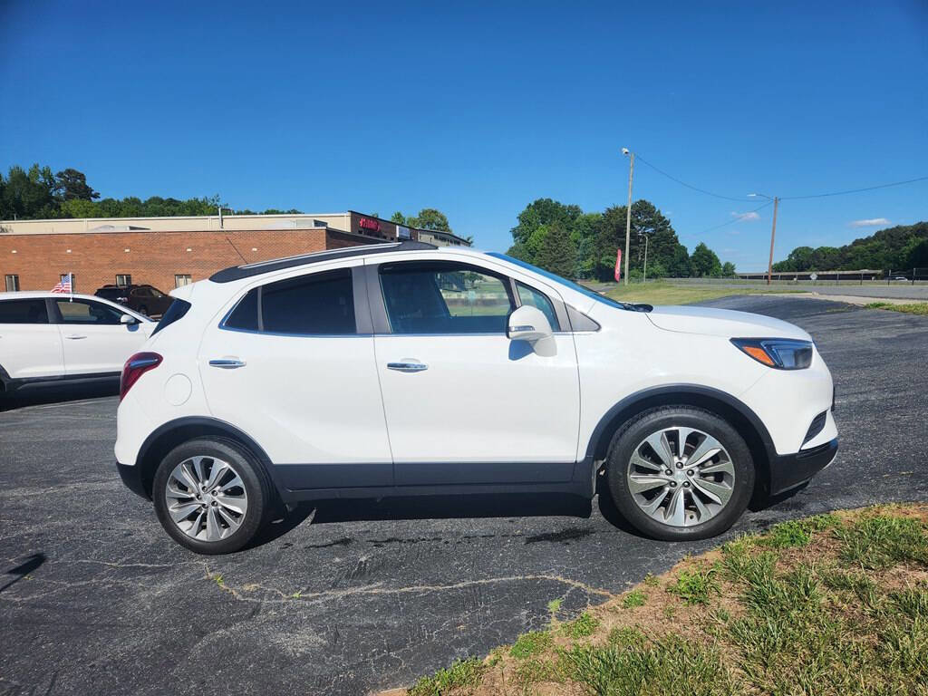 Used 2018 Buick Encore Preferred FWD image 4